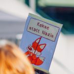 Demonstration / Protest für Vielfalt und Demokratie und gegen den Rechtsextremisten und Chef der "Identitären Bewegung" Martin Sellner in Marburg, Deutschland anlässlich seiner Lesung zur sogenannten "Remigration"